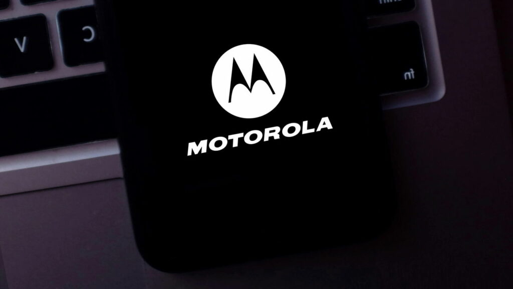 Celular baratinho da Motorola surpreende com suas funcionalidades