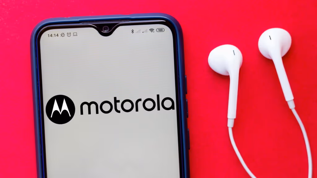 Veja a lista de celulares Motorola que receberão Android 16