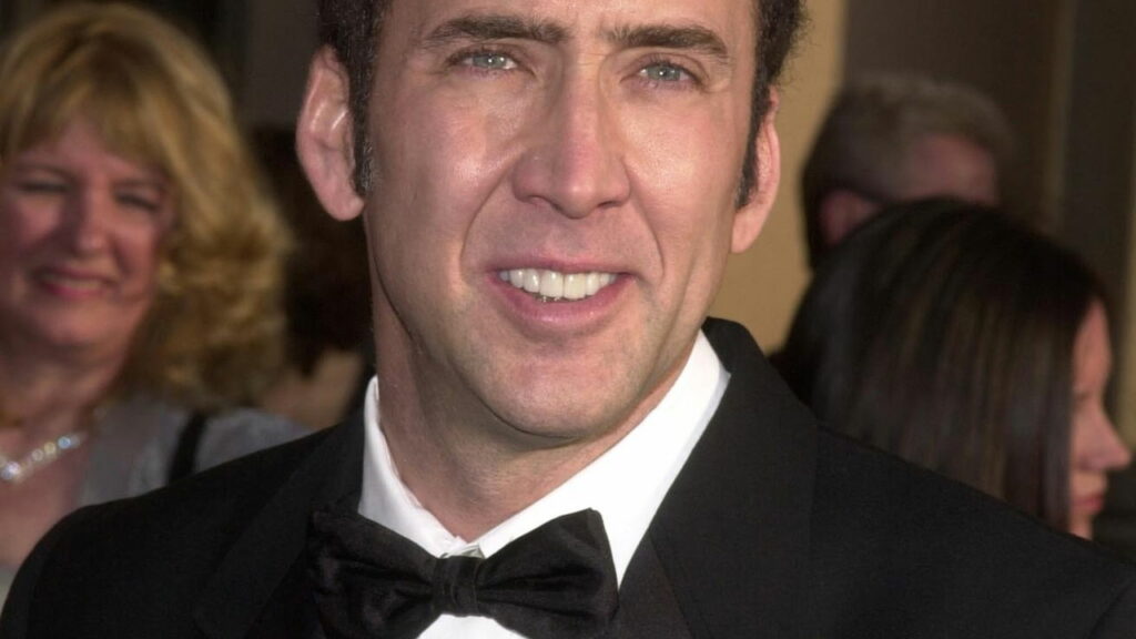 Nicolas Cage perdeu no mar um anel de 65 mil dólares