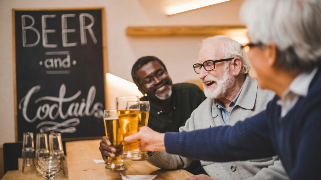 Beber pode ser mais perigoso do que parece depois dos quarenta - Créditos: depositphotos.com / IgorTishenko