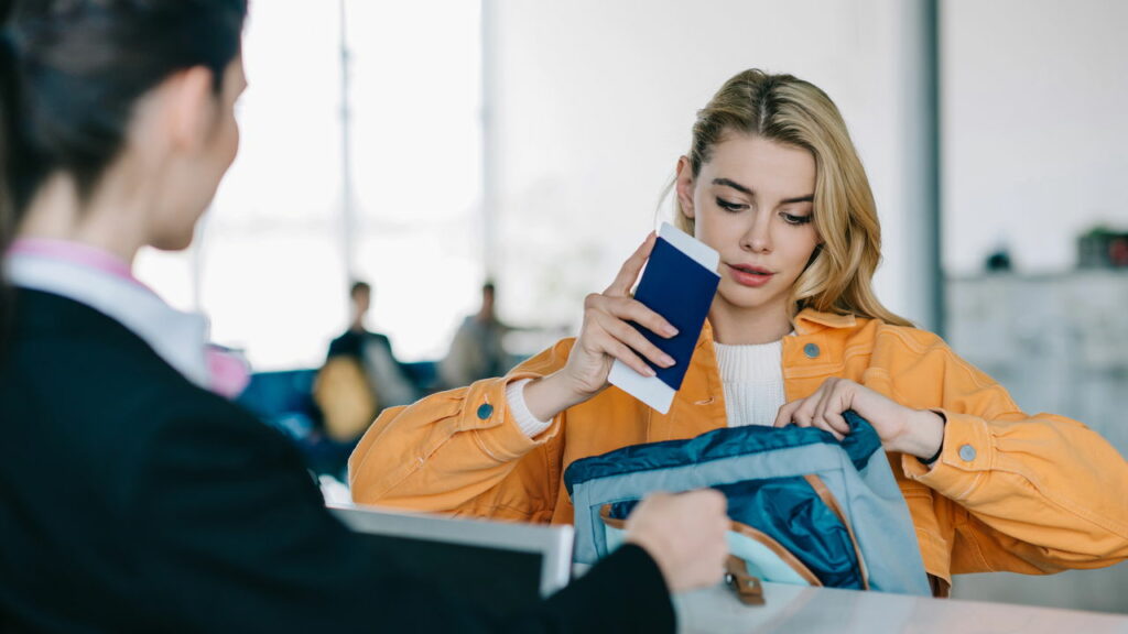 O erro que 90% dos viajantes cometem com o passaporte que pode arruinar sua viagem