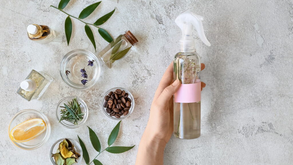 Esta mistura com vinagre e ervas deixa sua casa perfumada o dia todo