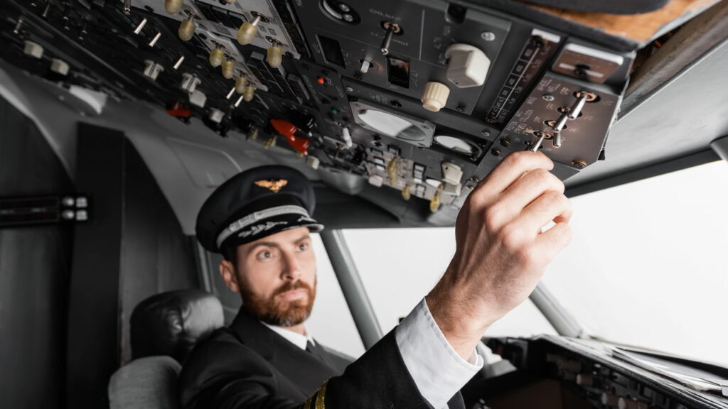 Pilotos de avião recebem salários que poucos imaginam - Créditos: depositphotos.com / HayDmitriy