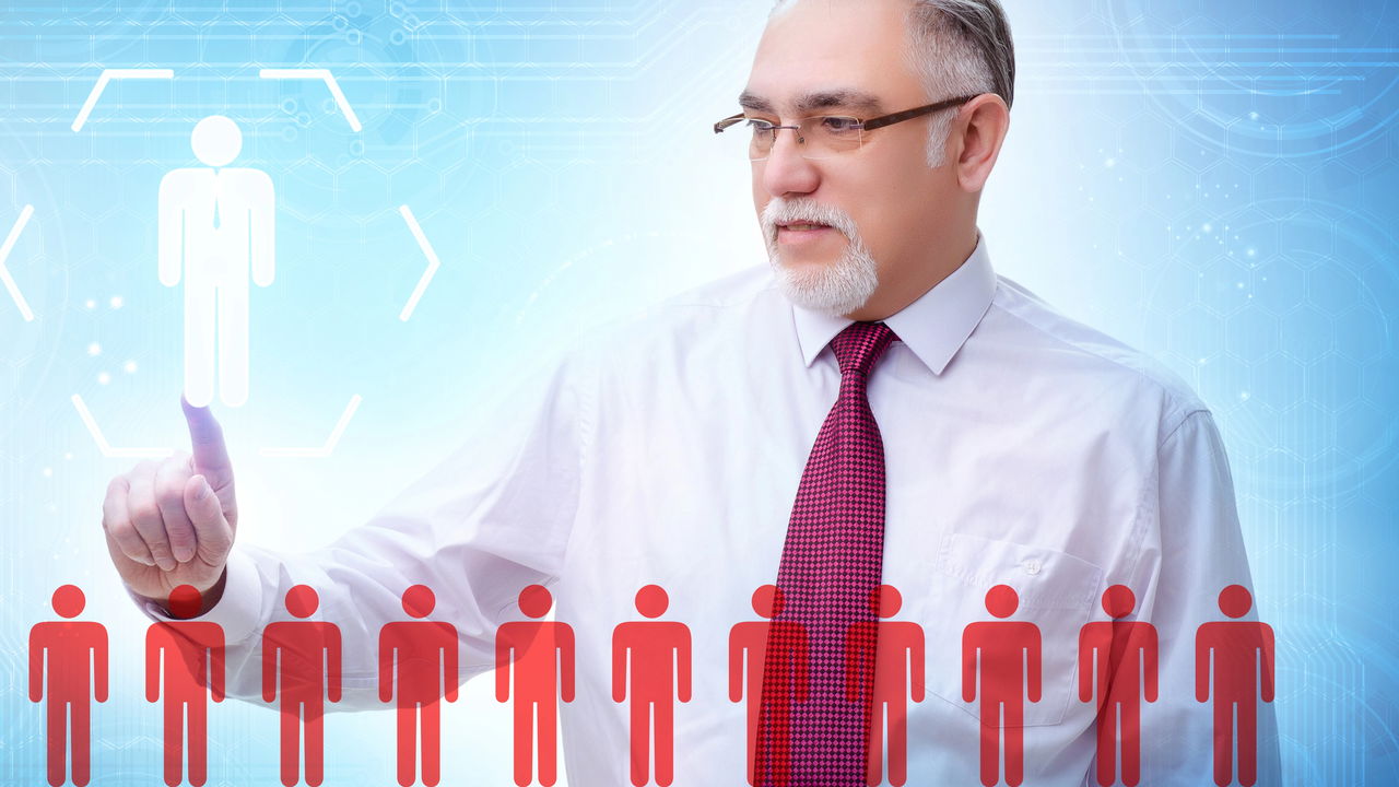 ''O trabalho duro é uma mentira'' especialista revela como realmente conseguir uma promoção ou aumento