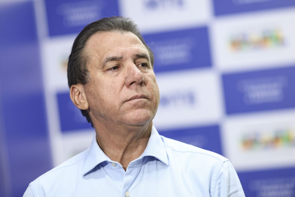 Marinho vai blindar JBS da “lista suja” do Ministério do Trabalho?