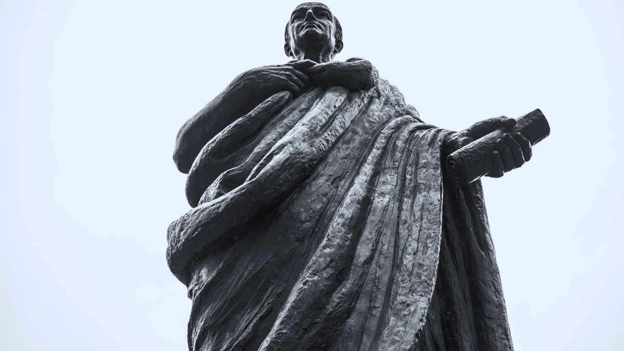 A frase da filosofia estoica que é um guia para o bem viver: o que significa Imperare sibi máximo?