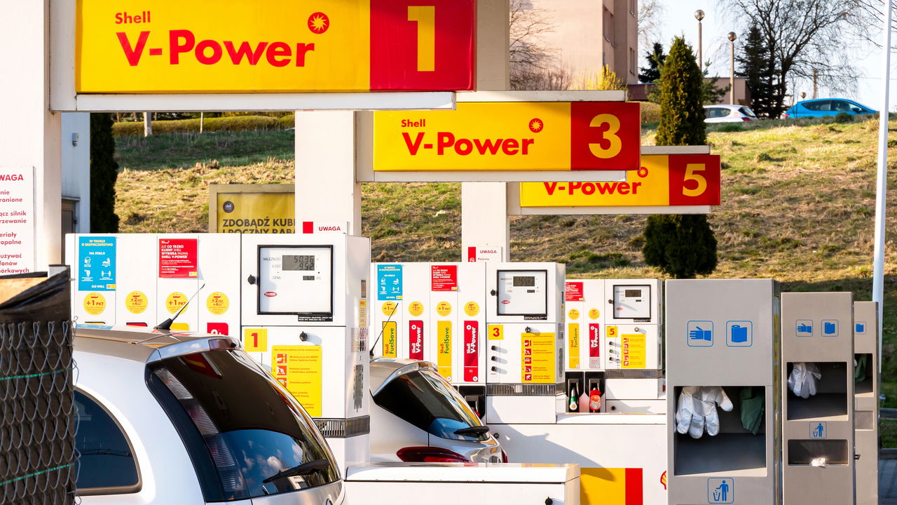 A Shell está prestes a vender os seus postos de gasolina