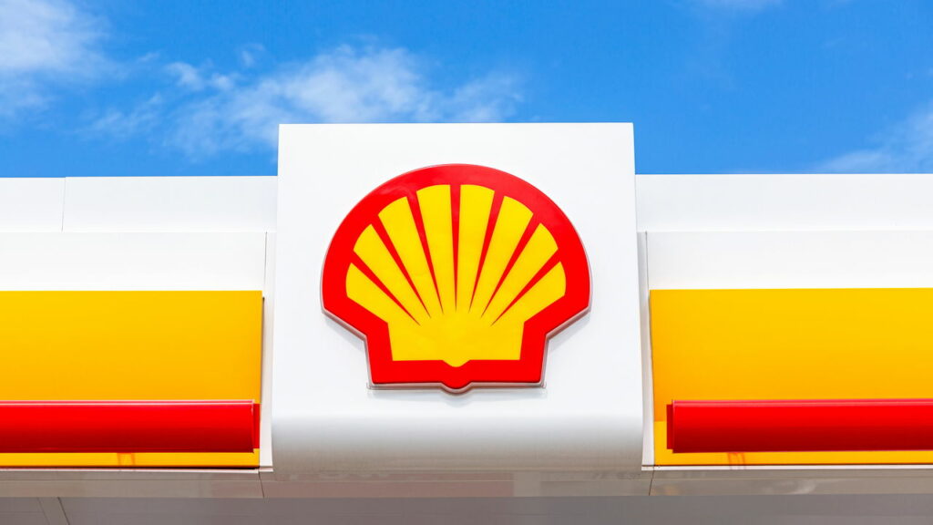 A Shell está prestes a vender os seus postos de gasolina