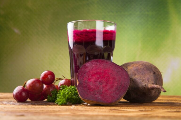 7 sucos com beterraba para aumentar a força muscular
