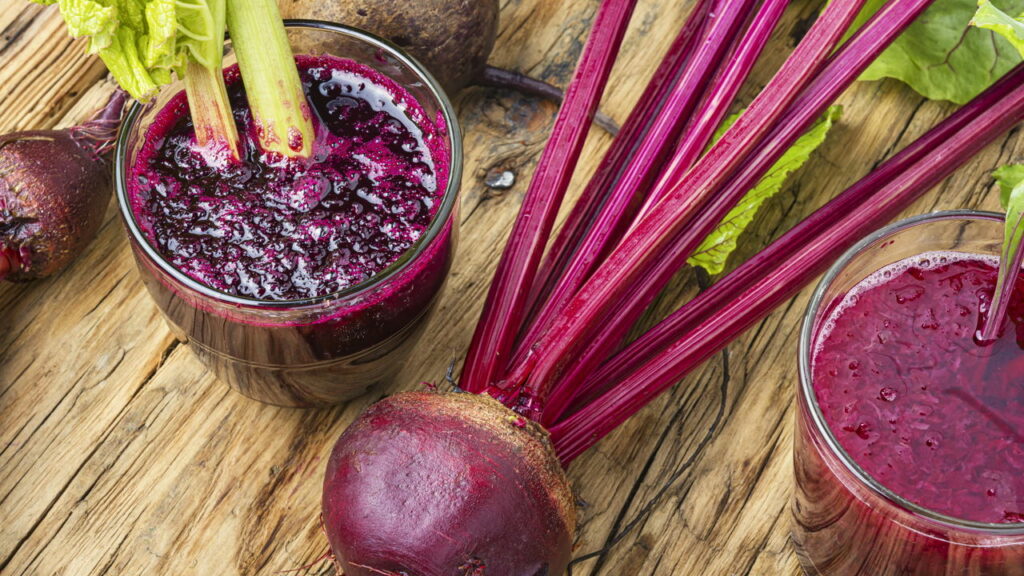 Suco natural que melhora circulação pela manhã e facilita digestão durante o dia