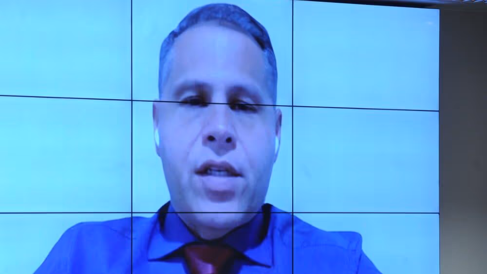 Moraes pedia monitoramento das redes de Zambelli, diz Tagliaferro na CCJ