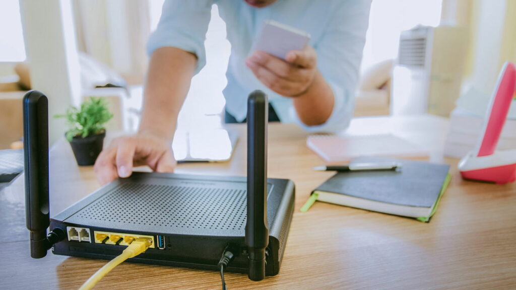 Como conectar seu celular ao WiFi sem senha. É muito fácil e rápido - Créditos: depositphotos.com / escapejaja