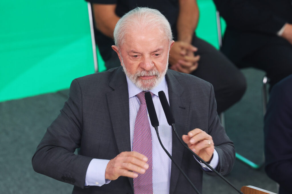 Crusoé: 46% acham que segurança piorou com Lula, aponta Paraná Pesquisas