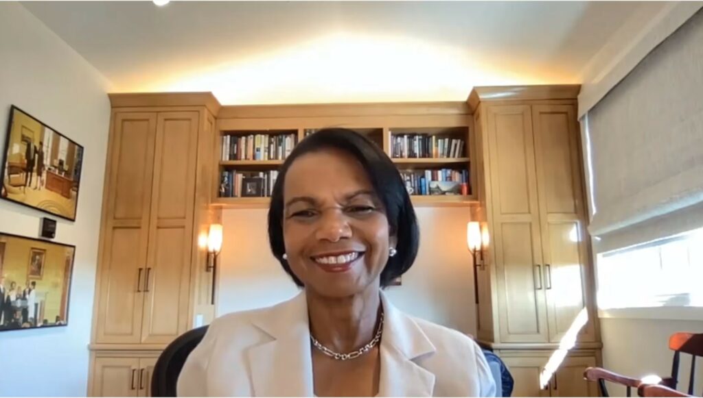 “Palestinos precisam mudar o que ensinam aos filhos”, diz Condoleezza Rice