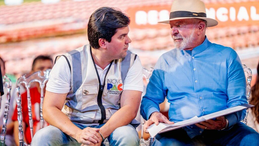 PP anuncia afastamento de ministro rebelde que optou por Lula