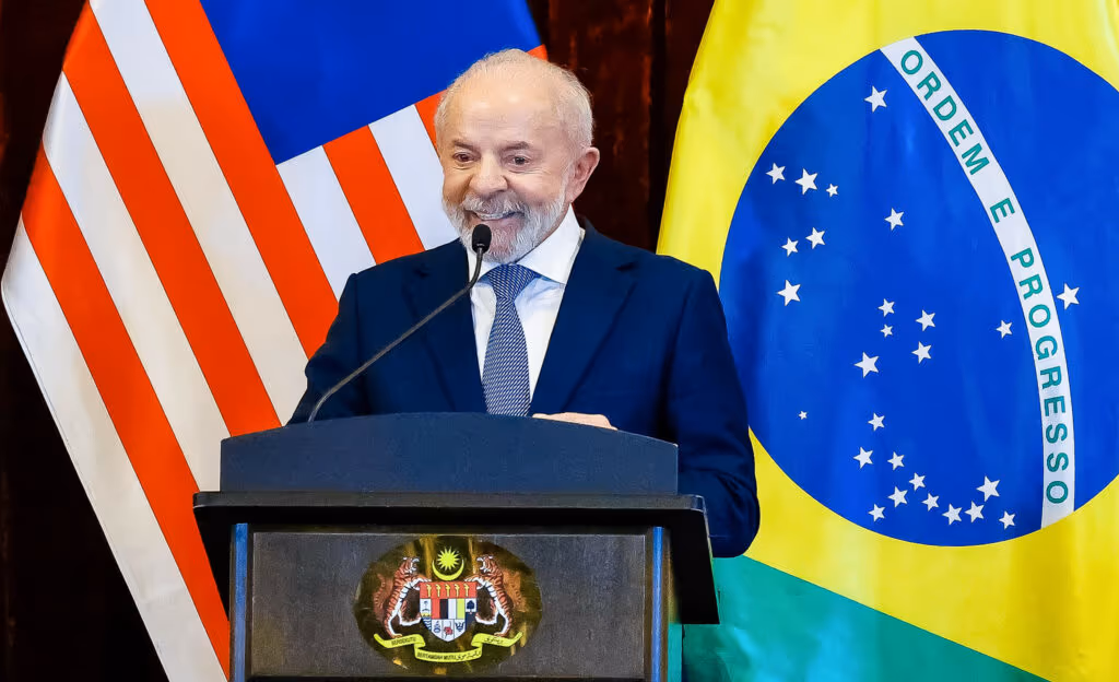 Lula avança contra Tarcísio e Michelle, aponta Paraná Pesquisas