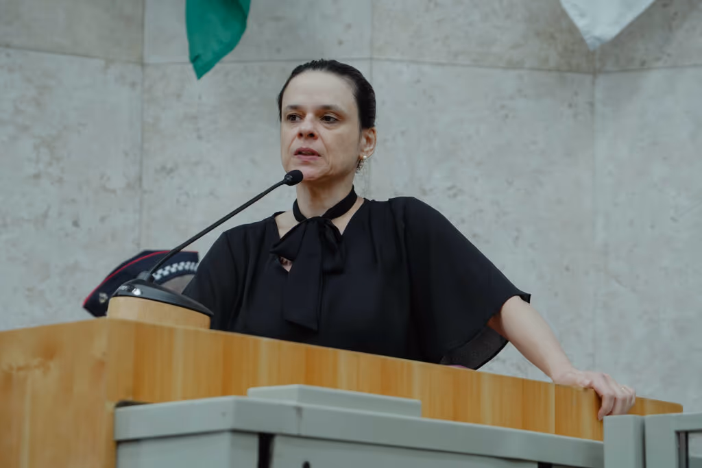 “Governo Lula não quer enfrentamento” do crime organizado, diz Janaina