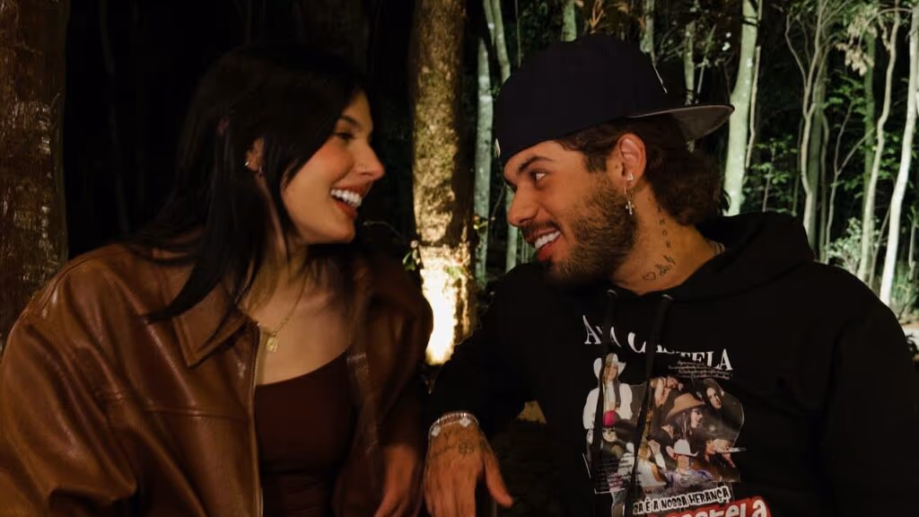 Zé Felipe fala sobre relação com Ana Castela em podcast