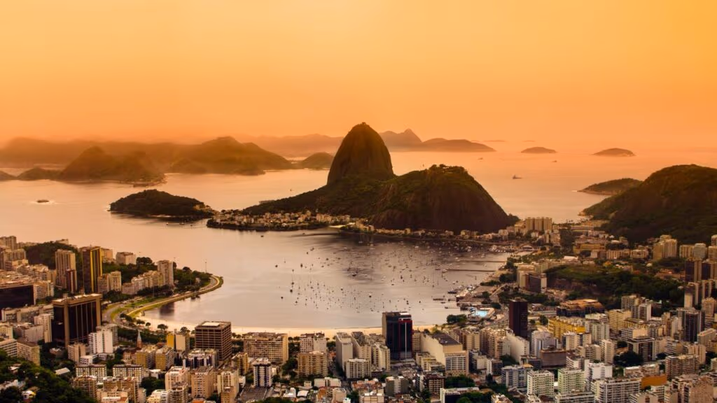 Quanto você precisa ganhar para ser da classe média no Brasil em 2025?