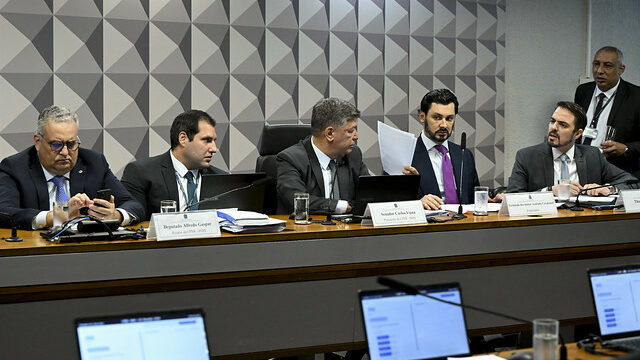 O “Dia D” para Frei Chico e Carlos Lupi
