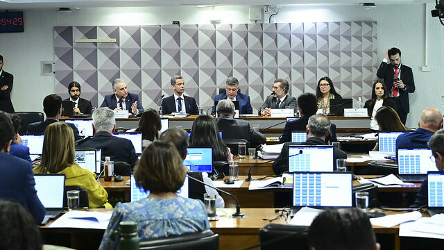 O curioso elo entre a CPMI do INSS e a disputa pelo Tribunal de Contas no MA