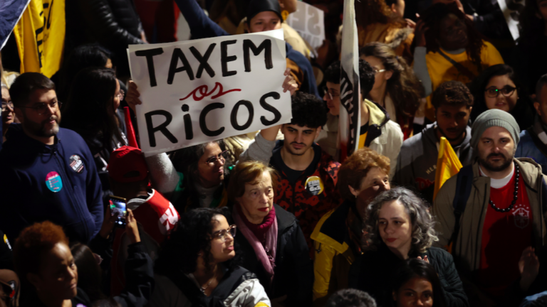 Apenas 8% dos brasileiros pagam a conta do país inteiro