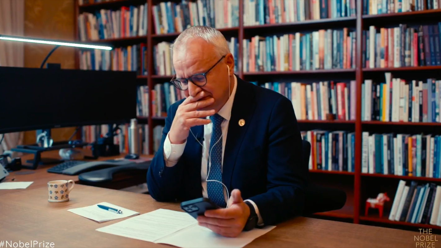 A reação emocionada de María Corina ao receber o Nobel da Paz