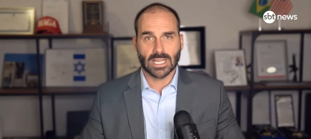 Eduardo se abraça à “tarifa Moraes” após redução do tarifaço