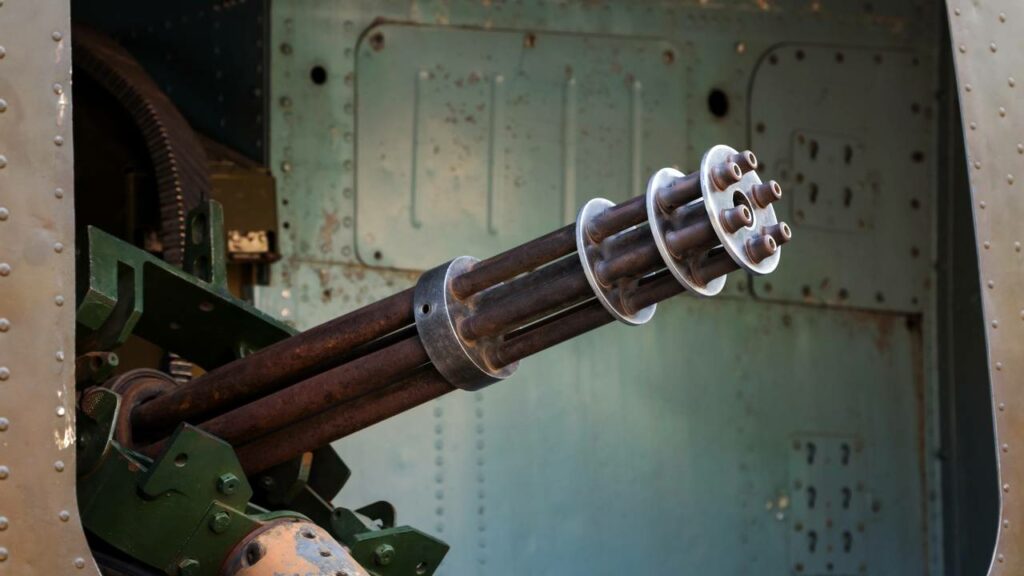 Essa é a M134 Minigun em ação,  a metralhadora rotativa mais sinistra do mundo