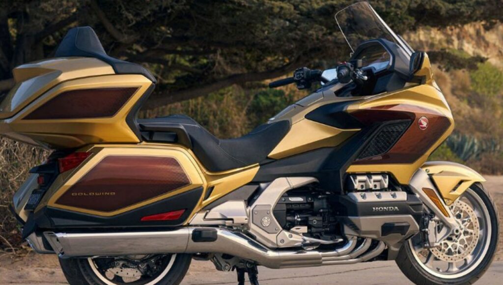 Honda lança edição especial de 50º anos da rainha das estradas 