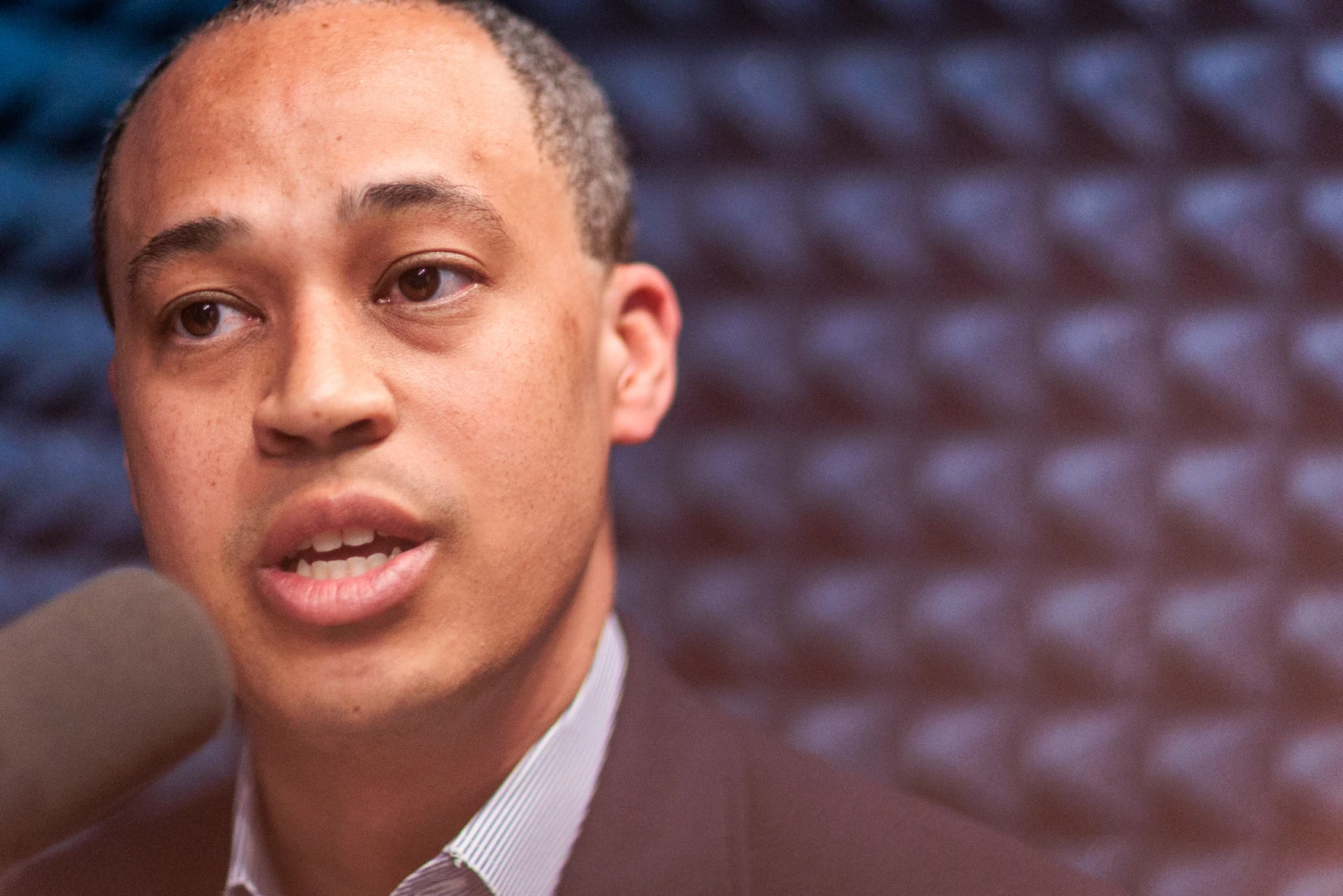 Candidato democrata deseja morte de rival e expõe radicalização da esquerda nos EUA