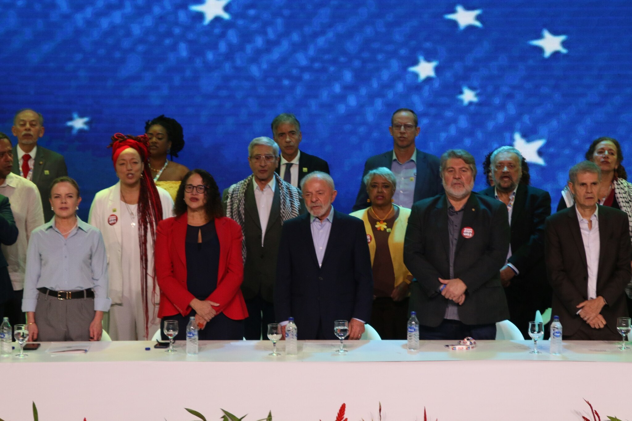 Lula segue PT e protege Maduro: ‘Nenhum presidente tem que dar palpite’