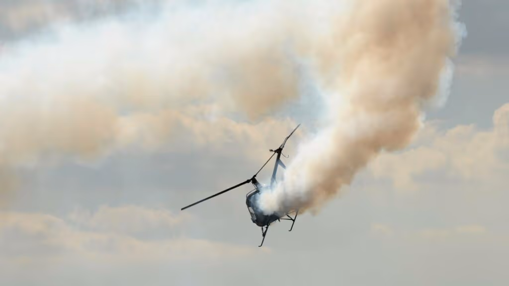 Queda de helicóptero no interior de São Paulo é registrada em vídeo