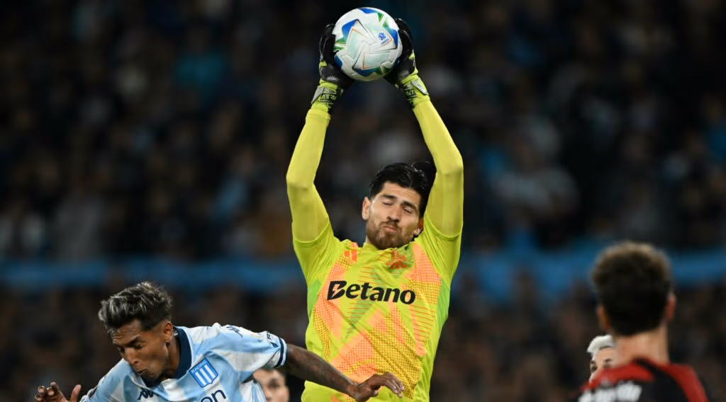 Rossi garante o Flamengo em mais uma final de Copa Libertadores