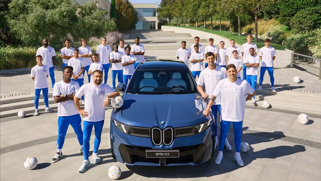 Só carrão! Jogadores do Real Madrid ganham carros de luxo da patrocinadora