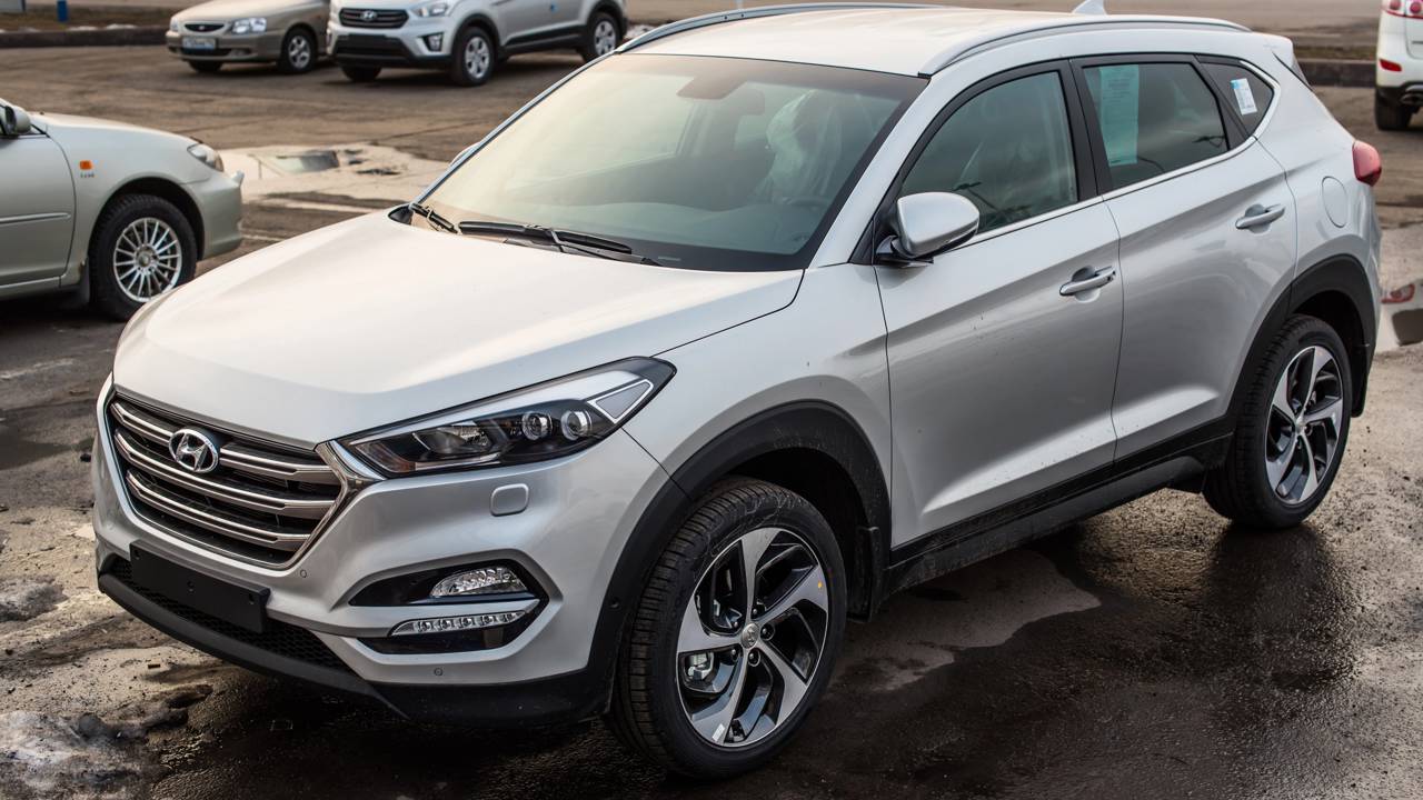 Vendedor decide ‘cuidar do cliente’ após mulher compra Hyundai usado para filho e motor apagar depois 4 meses