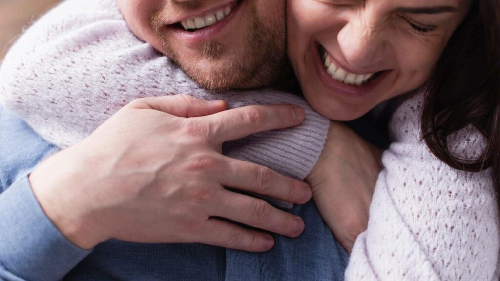 Simples encontros, ao longo do tempo, podem ser tornar algo muito maior - Créditos: depositphotos.com / HayDmitriy