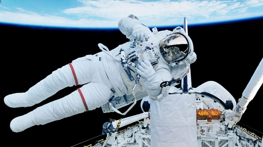 Astronauta da NASA com “doença misteriosa” tem nome e condição de saúde revelado