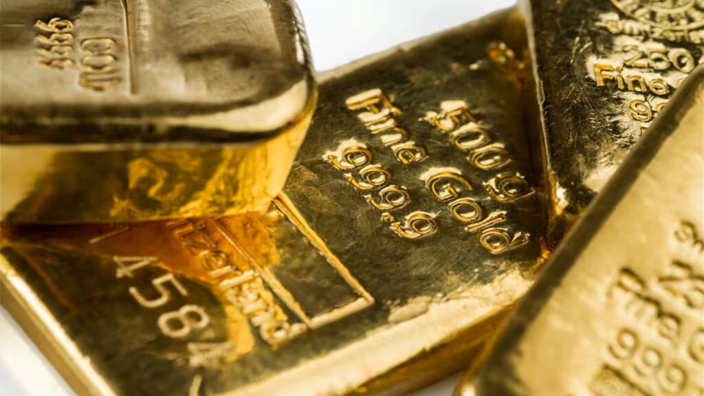 Quanto custa o ouro hoje, 10/10? Preço dispara e bate recordes com dólar fraco e cortes de juros no radar global