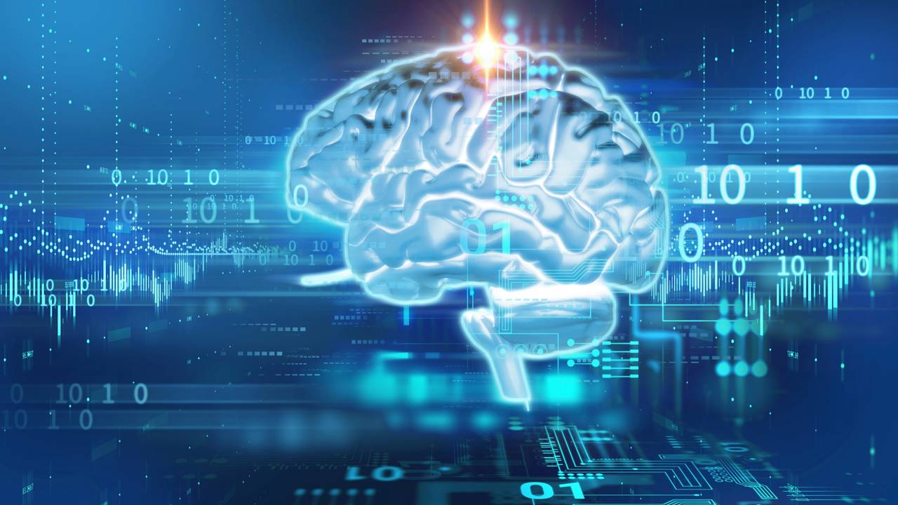 “A tecnologia para implantar chips no cérebro será popularizada dentro de 3 a 4 anos.”