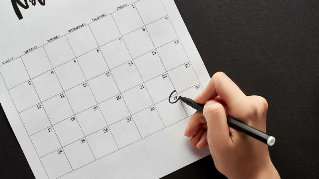 Novembro tem feriadão? Veja os principais dias de folga do mês que vem