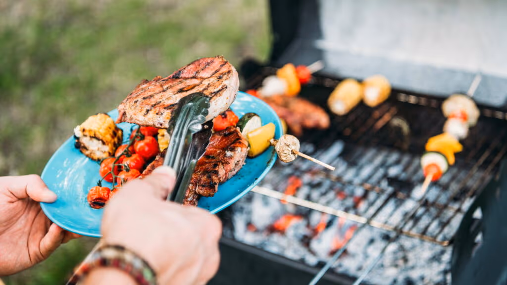 Churrasco econômico: como gastar menos sem perder o sabor