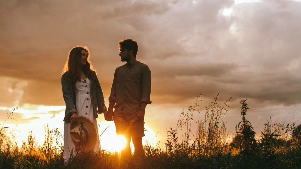 Casal apaixonado - Créditos: depositphotos.com / IuliiaVerstaBO