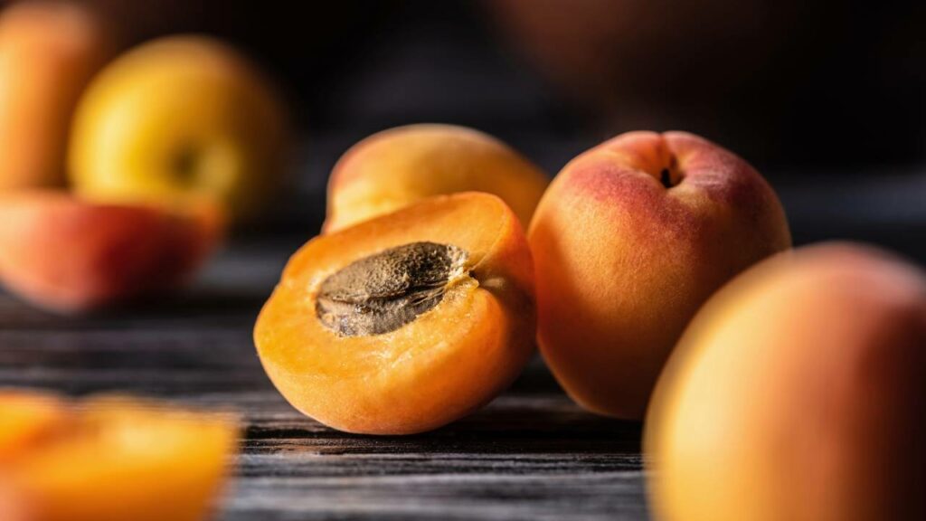 Fruta cultivada há 5 mil anos na China fortalece defesa do corpo e faz bem para o intestino