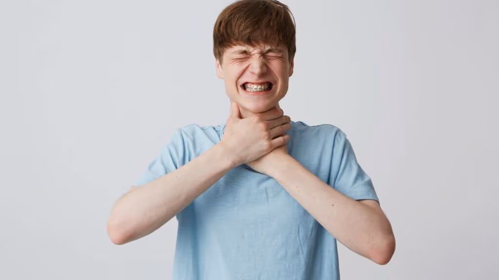 Cinco passos para agir rápido em caso de engasgamento em adultos e crianças