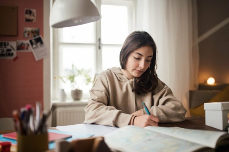 7 dicas de interpretação de texto para garantir uma boa nota no Enem