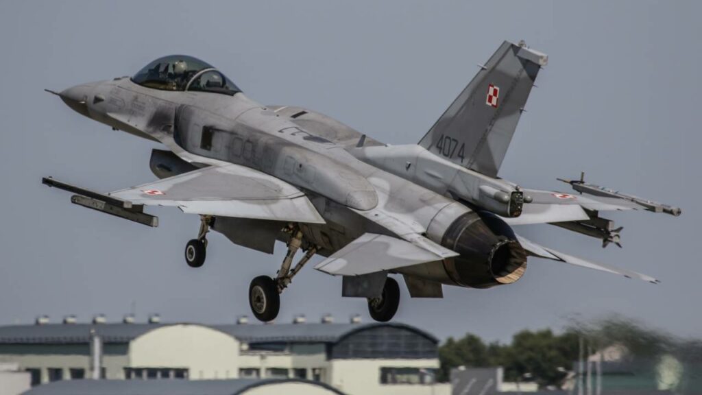 F-16 - Créditos: depositphotos.com / adameq2