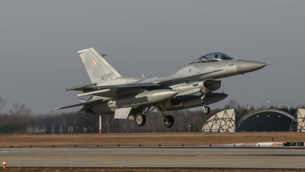 F-16, um dos caças que serão utilizados no exercício - Créditos: depositphotos.com / adameq2