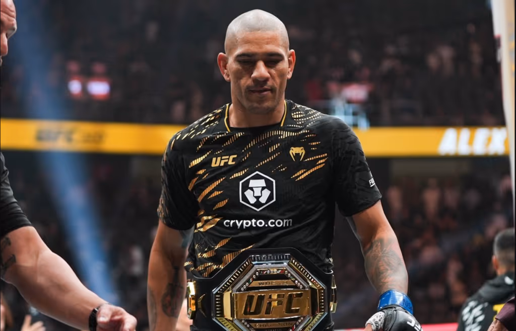 ‘Melhor lutador brasileiro que já existiu’: KO surrel de Alex ‘Poatan’ Pereira em Magmomed Ankalaev no UFC 320 leva os fãs a loucura