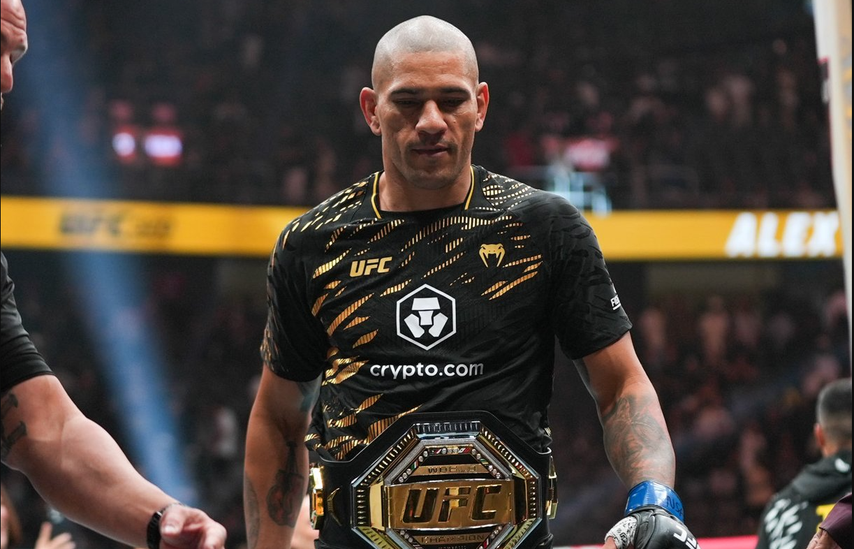 ‘Melhor lutador brasileiro que já existiu’: KO surrel de Alex ‘Poatan’ Pereira em Magmomed Ankalaev no UFC 320 leva os fãs a loucura
